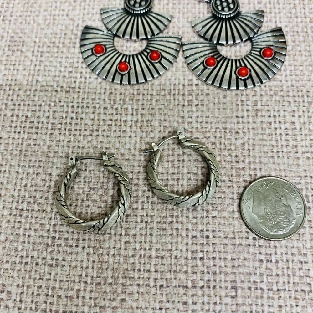 Earring Bundle‎  - Picture 5 of 6